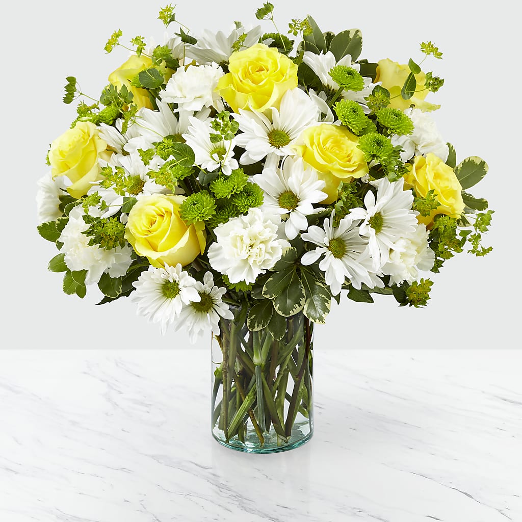 Happy Day Bouquet – ROBIN'S CORNER FLOWER SHOP, Taunton MA