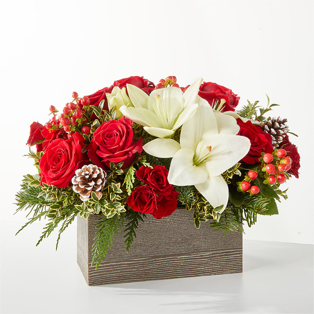 Snowy Wonderland Bouquet – ROBIN'S CORNER FLOWER SHOP, Taunton MA