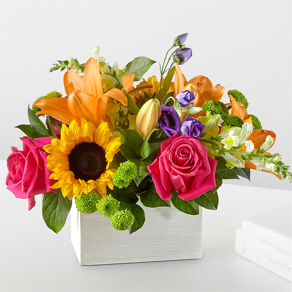 Best Day Box Bouquet – ROBIN'S CORNER FLOWER SHOP, Taunton MA
