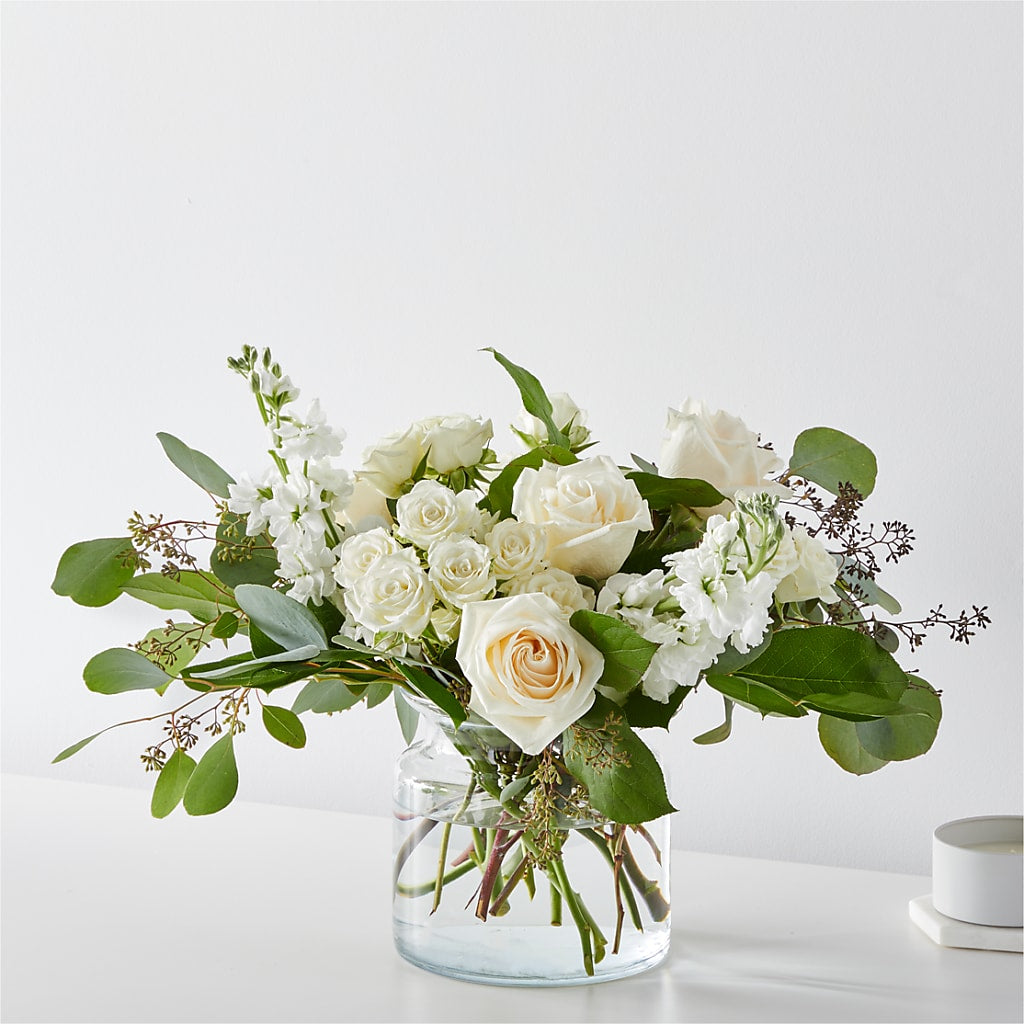 Fresh Linen Bouquet – ROBIN'S CORNER FLOWER SHOP, Taunton MA