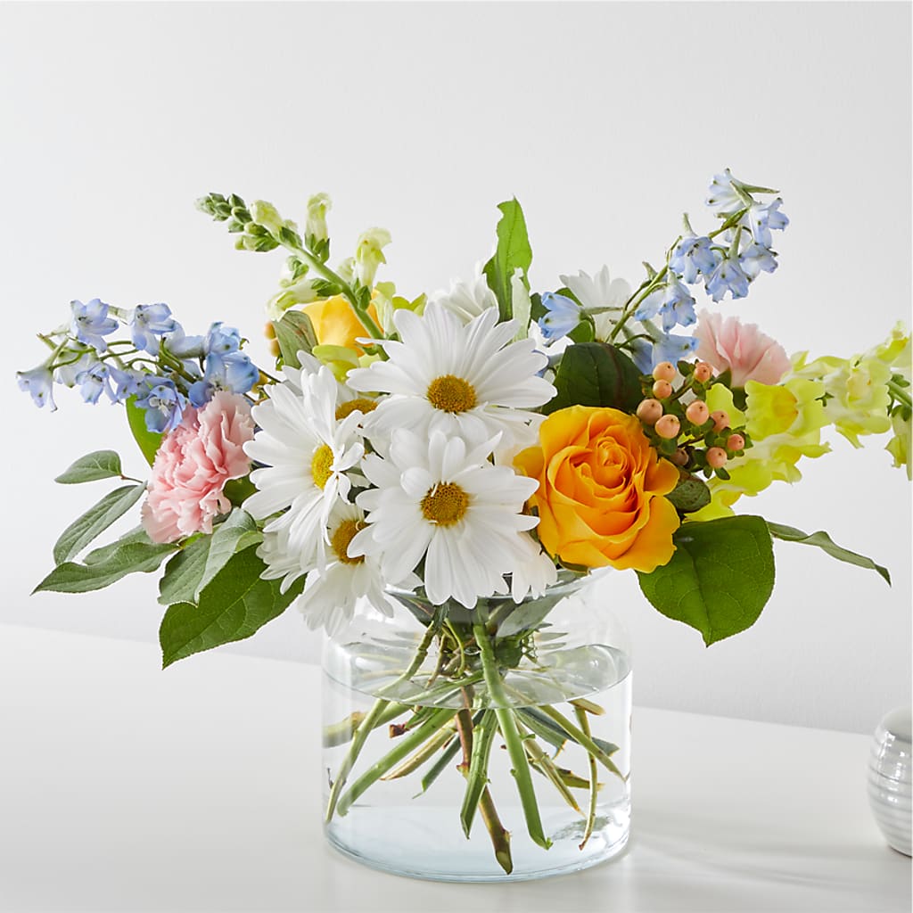 Sun Salutation Bouquet – ROBIN'S CORNER FLOWER SHOP, Taunton MA