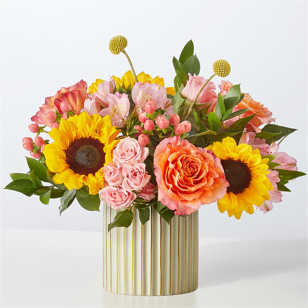 Sun's Out Bouquet – ROBIN'S CORNER FLOWER SHOP, Taunton MA