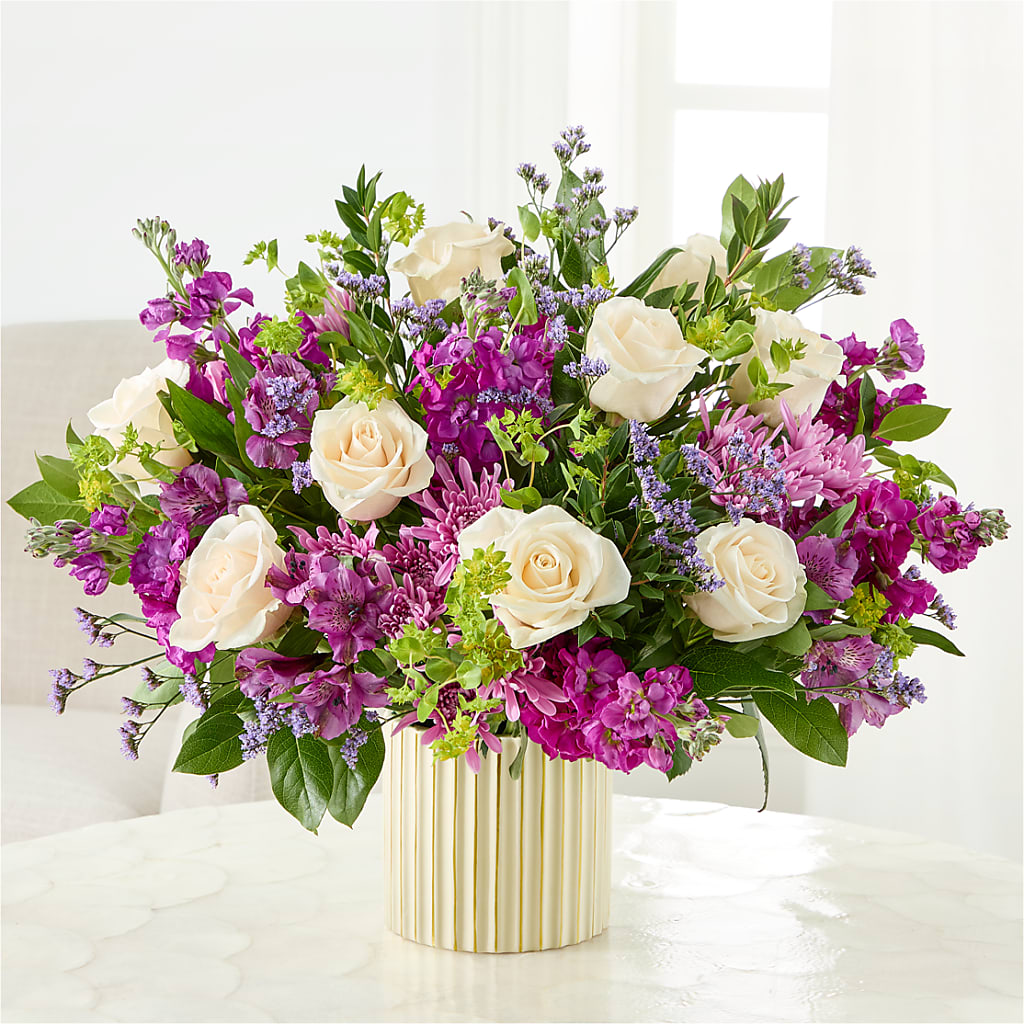 The Boutique Bouquet – ROBIN'S CORNER FLOWER SHOP, Taunton MA