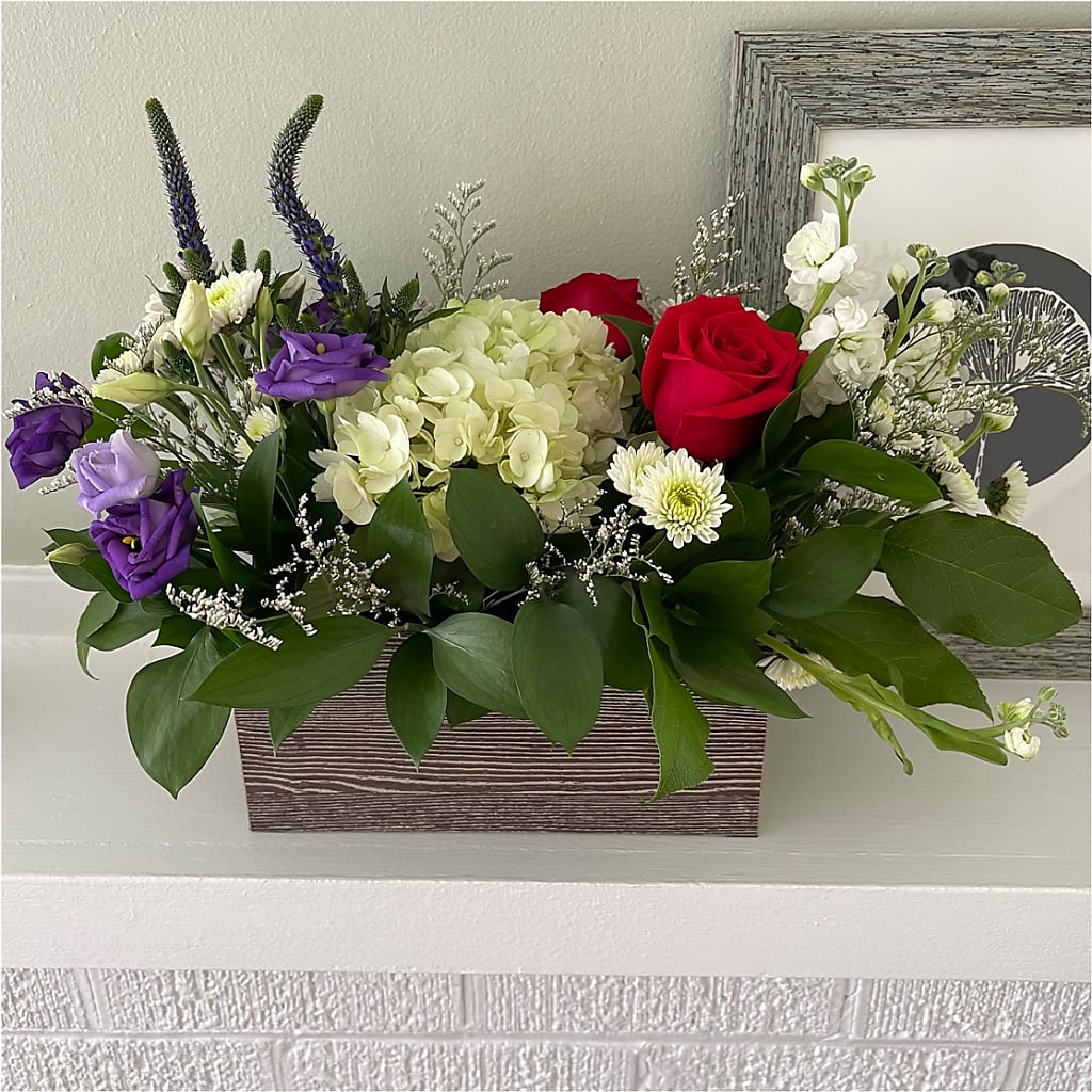 Sweet Magnolia Bouquet – ROBIN'S CORNER FLOWER SHOP, Taunton MA