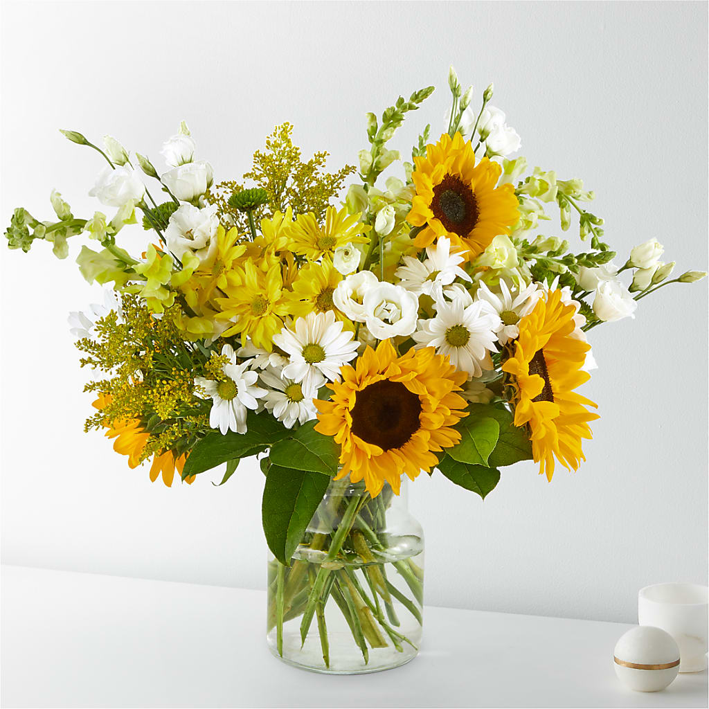 Hello Sunshine Bouquet – ROBIN'S CORNER FLOWER SHOP, Taunton MA