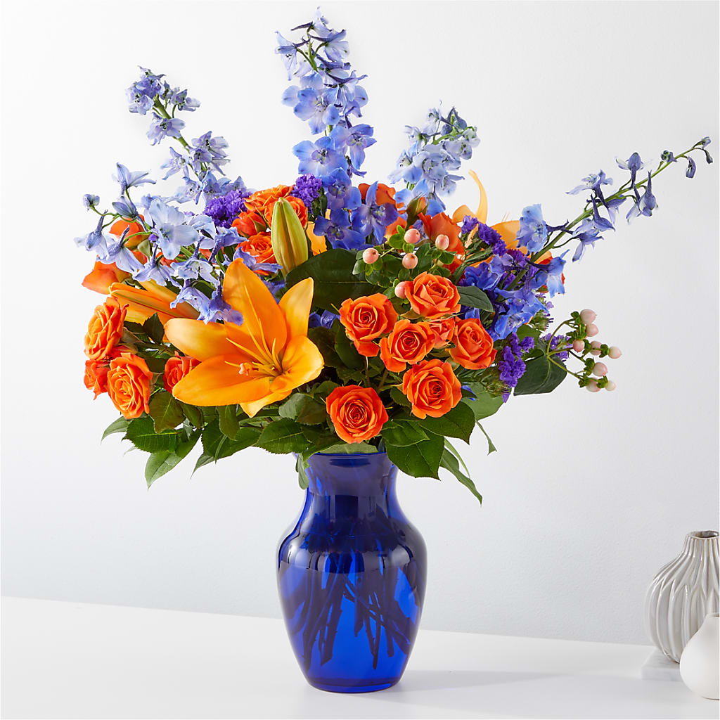 Radiant Citrus Bouquet – ROBIN'S CORNER FLOWER SHOP, Taunton MA