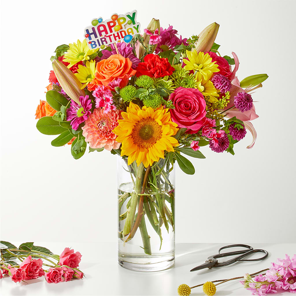 Cue the Confetti - A Florist Original – ROBIN'S CORNER FLOWER SHOP, Taunton MA