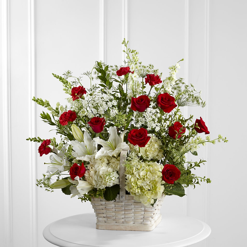 In Loving Memory Arrangement – ROBIN'S CORNER FLOWER SHOP, Taunton MA