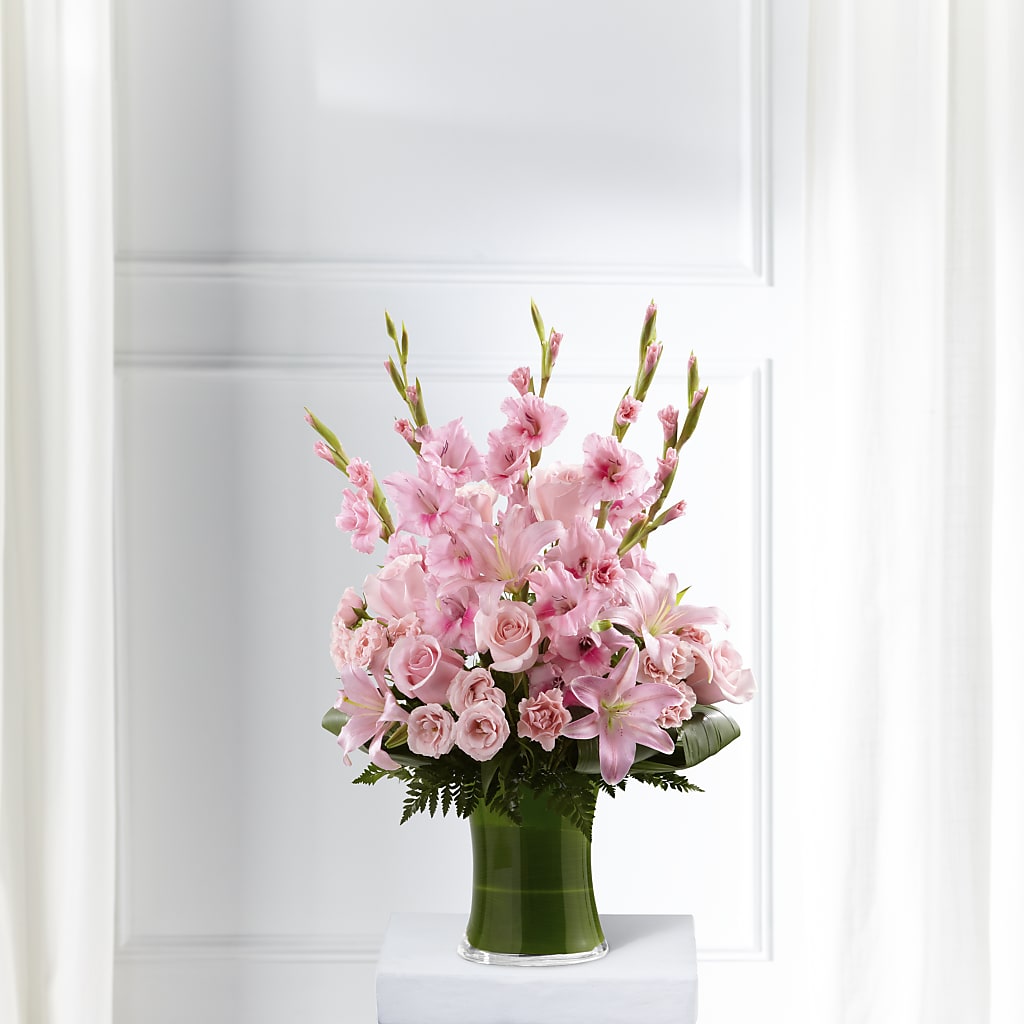 Lovely Tribute Bouquet – ROBIN'S CORNER FLOWER SHOP, Taunton MA