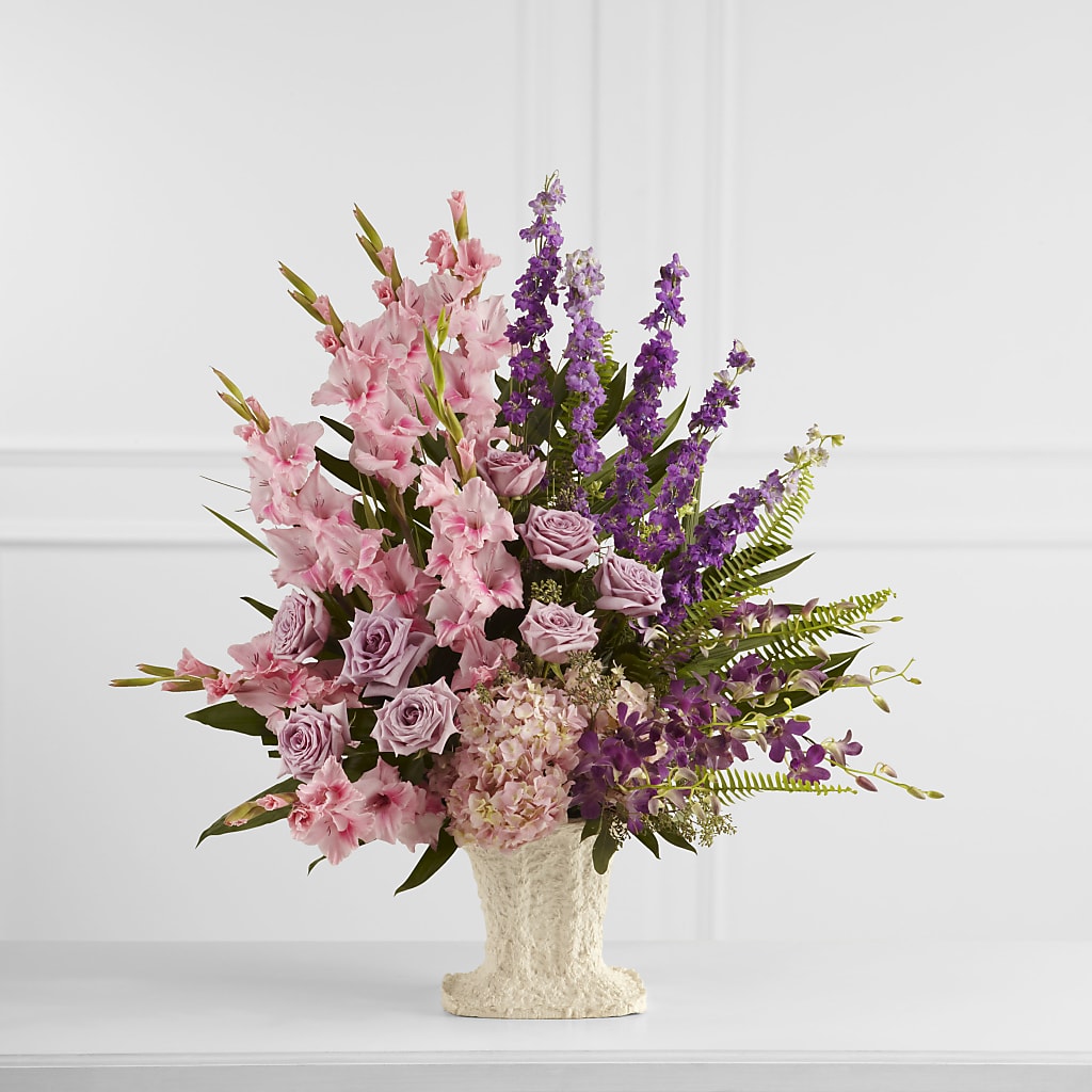 Flowing Garden Arrangement – ROBIN'S CORNER FLOWER SHOP, Taunton MA