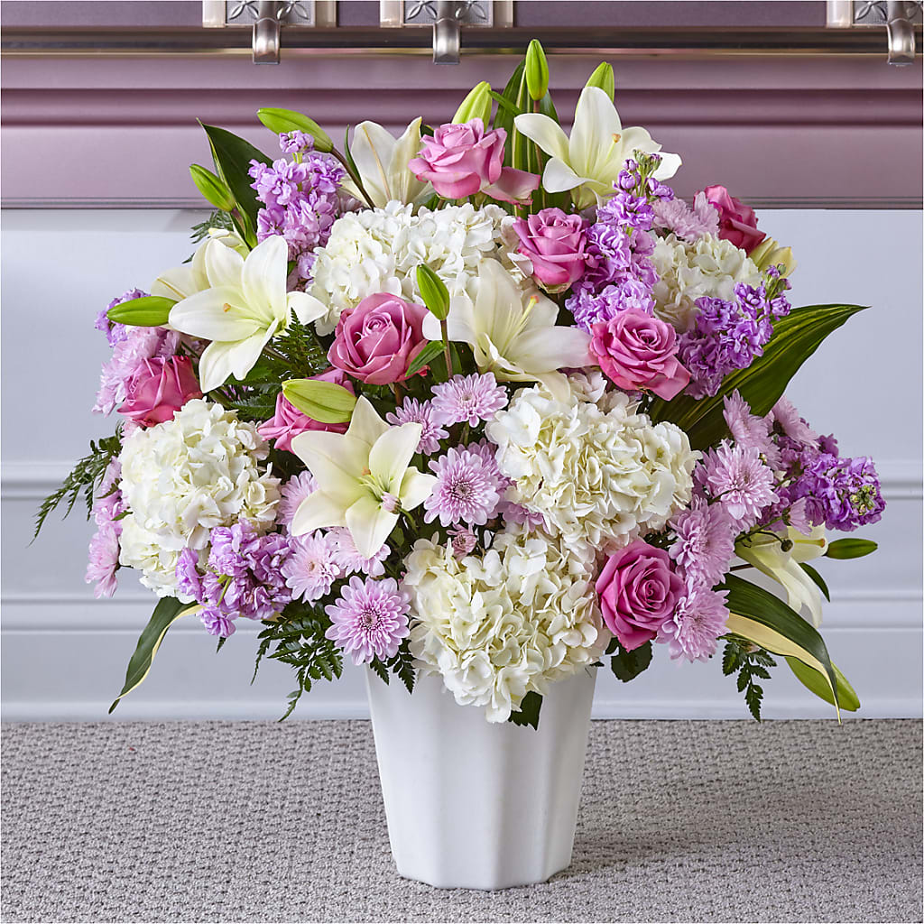 Heaven Sent Floor Basket – ROBIN'S CORNER FLOWER SHOP, Taunton MA