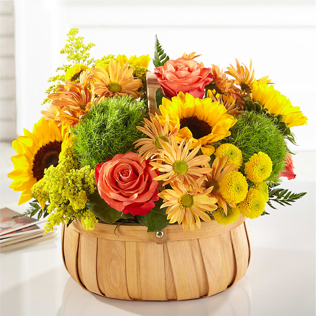 Harvest Sunflower Basket – ROBIN'S CORNER FLOWER SHOP, Taunton MA