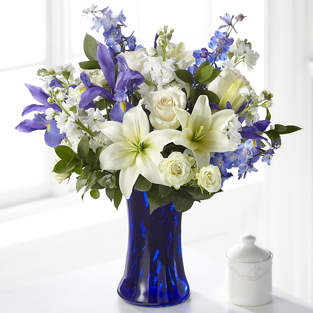 Calming Comfort Bouquet – ROBIN'S CORNER FLOWER SHOP, Taunton MA