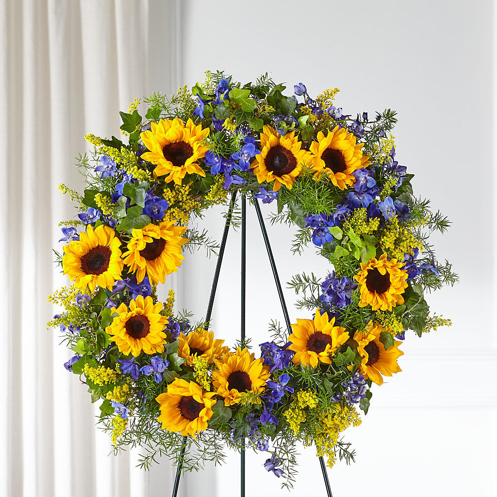 Bright Rays Wreath – ROBIN'S CORNER FLOWER SHOP, Taunton MA