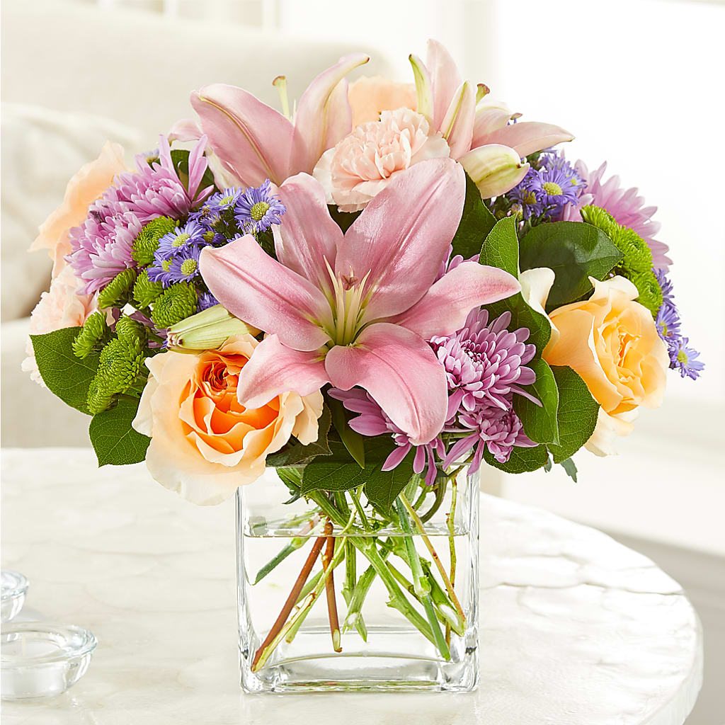 Delicate Details Bouquet – ROBIN'S CORNER FLOWER SHOP, Taunton MA