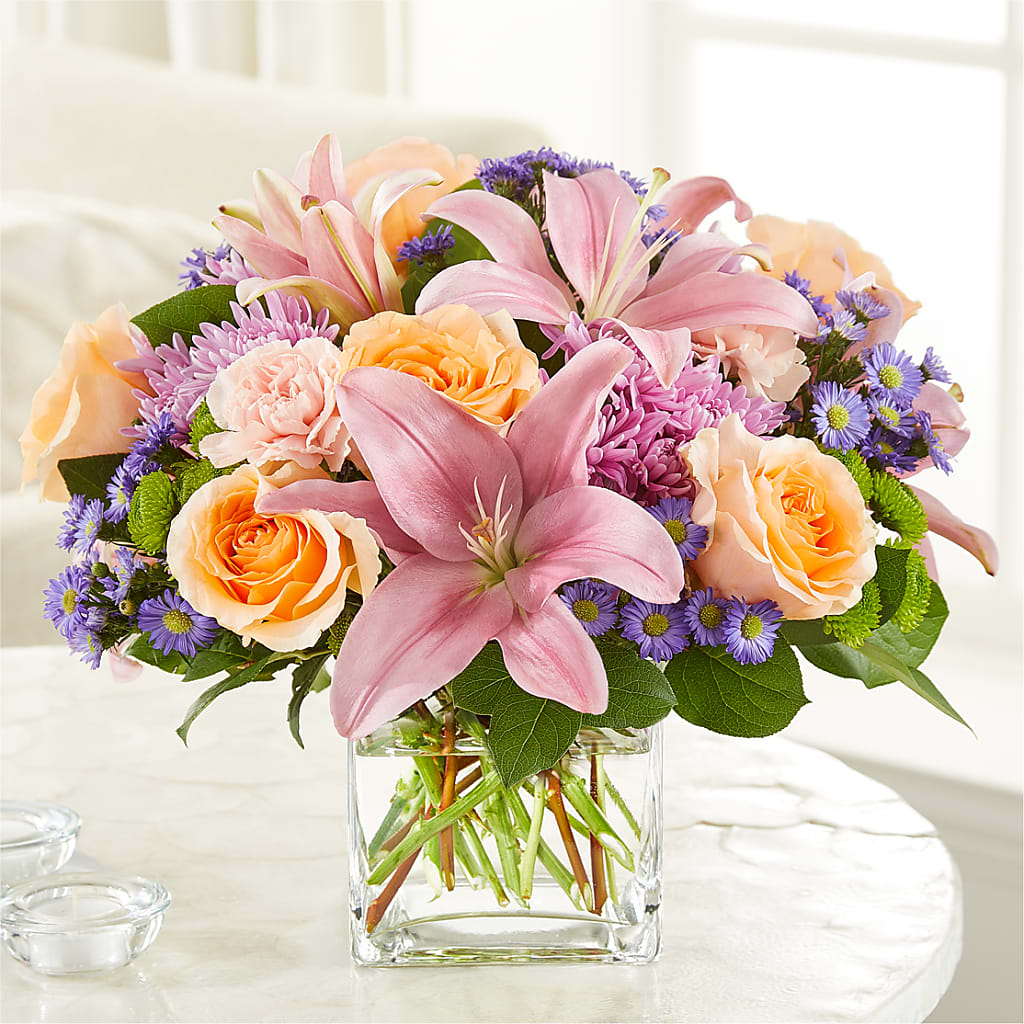 Delicate Details Bouquet – ROBIN'S CORNER FLOWER SHOP, Taunton MA