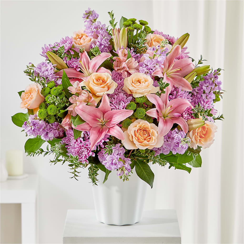 Supportive Embrace Tabletop Basket – ROBIN'S CORNER FLOWER SHOP, Taunton MA