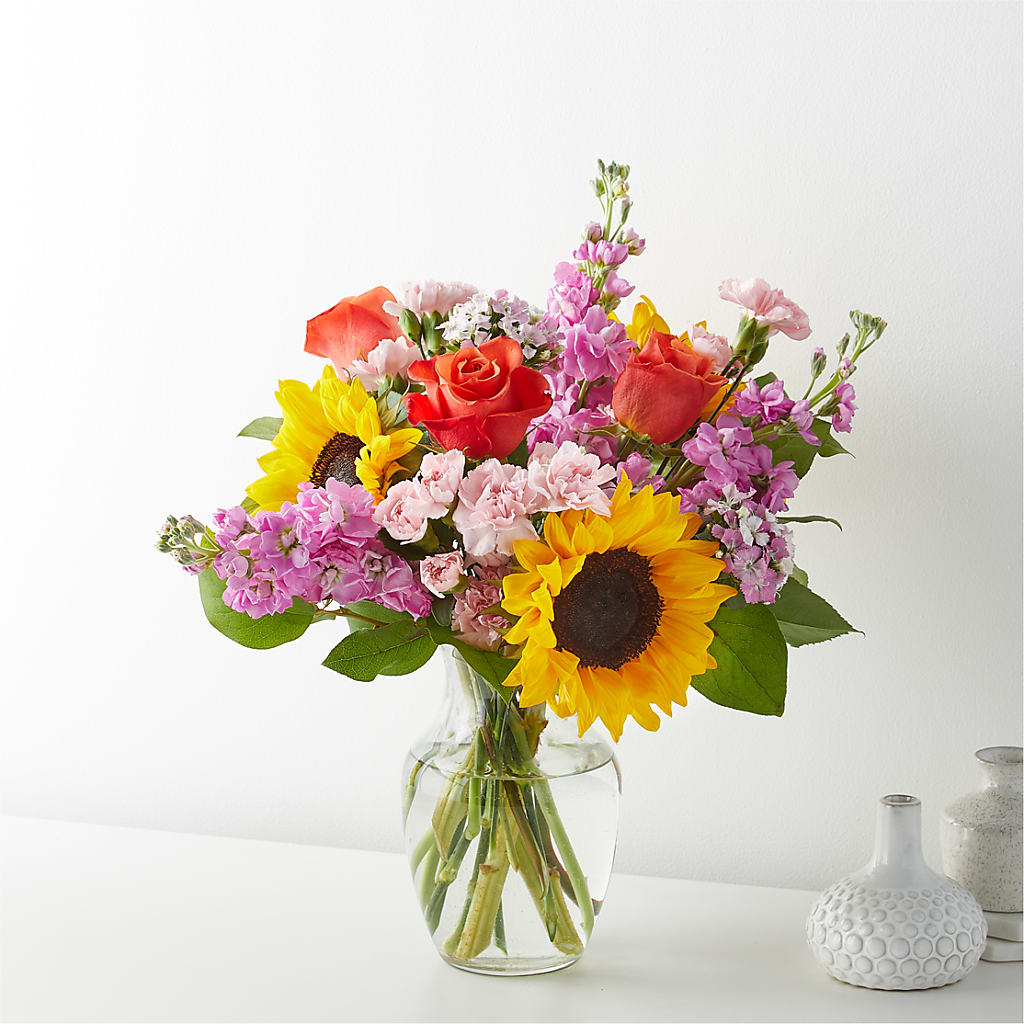 Yellow Brick Road Bouquet – ROBIN'S CORNER FLOWER SHOP, Taunton MA