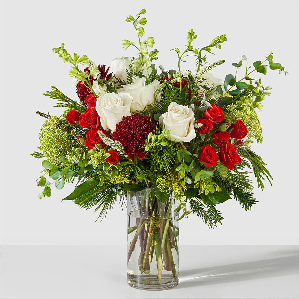 Favorite Traditions Bouquet – ROBIN'S CORNER FLOWER SHOP, Taunton MA