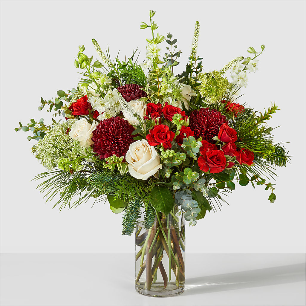 Favorite Traditions Bouquet – ROBIN'S CORNER FLOWER SHOP, Taunton MA