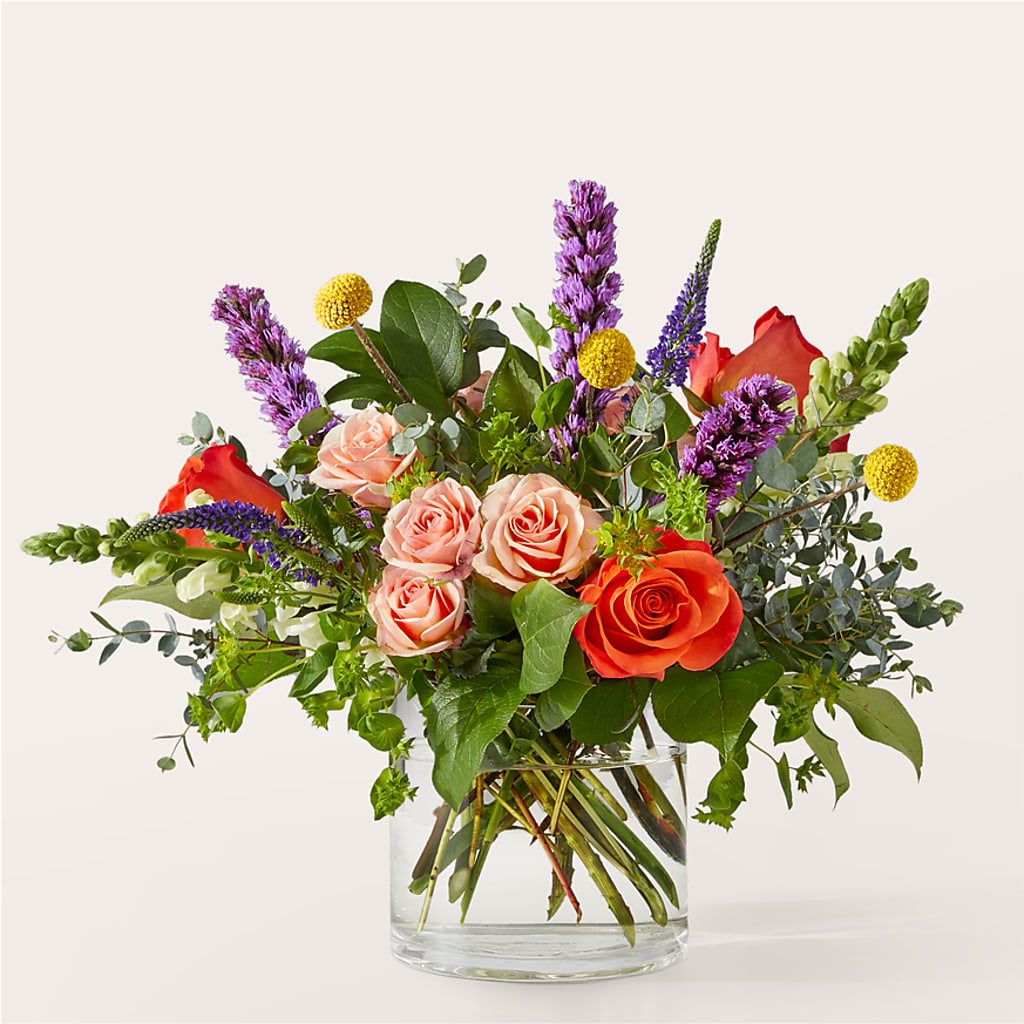 The Standout Bouquet – ROBIN'S CORNER FLOWER SHOP, Taunton MA