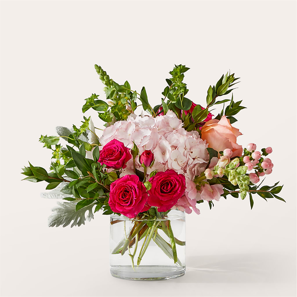 Glitz & Glam Bouquet – ROBIN'S CORNER FLOWER SHOP, Taunton MA