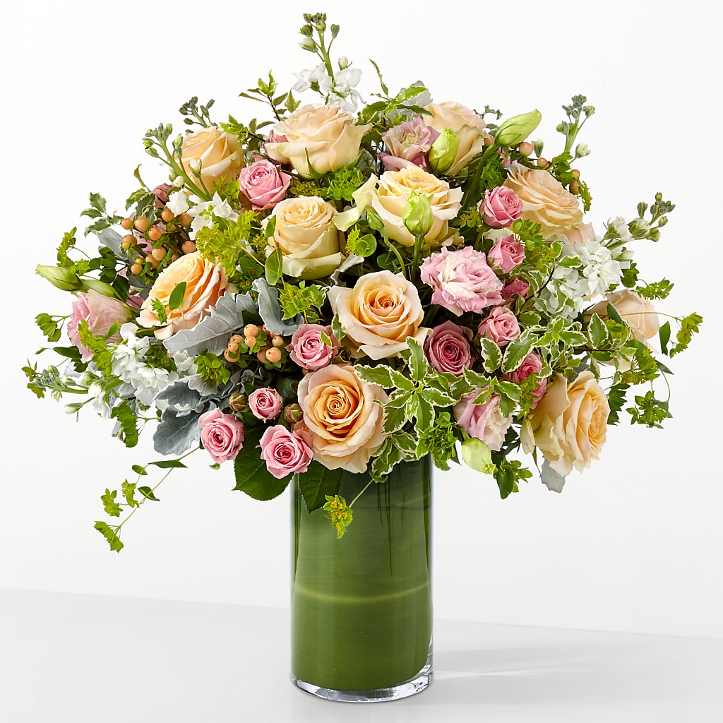 The Glamour Shot – ROBIN'S CORNER FLOWER SHOP, Taunton MA