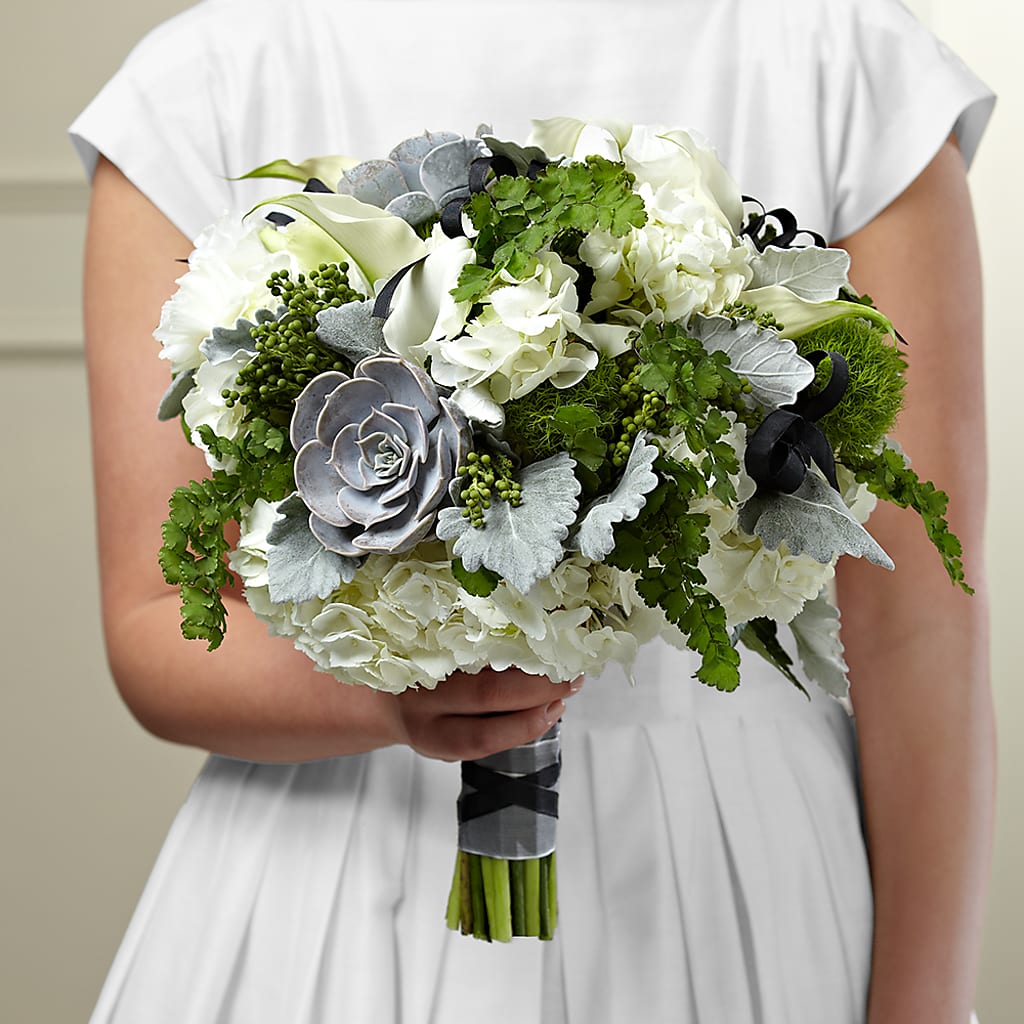 Sweet Innocence Bouquet – ROBIN'S CORNER FLOWER SHOP, Taunton MA