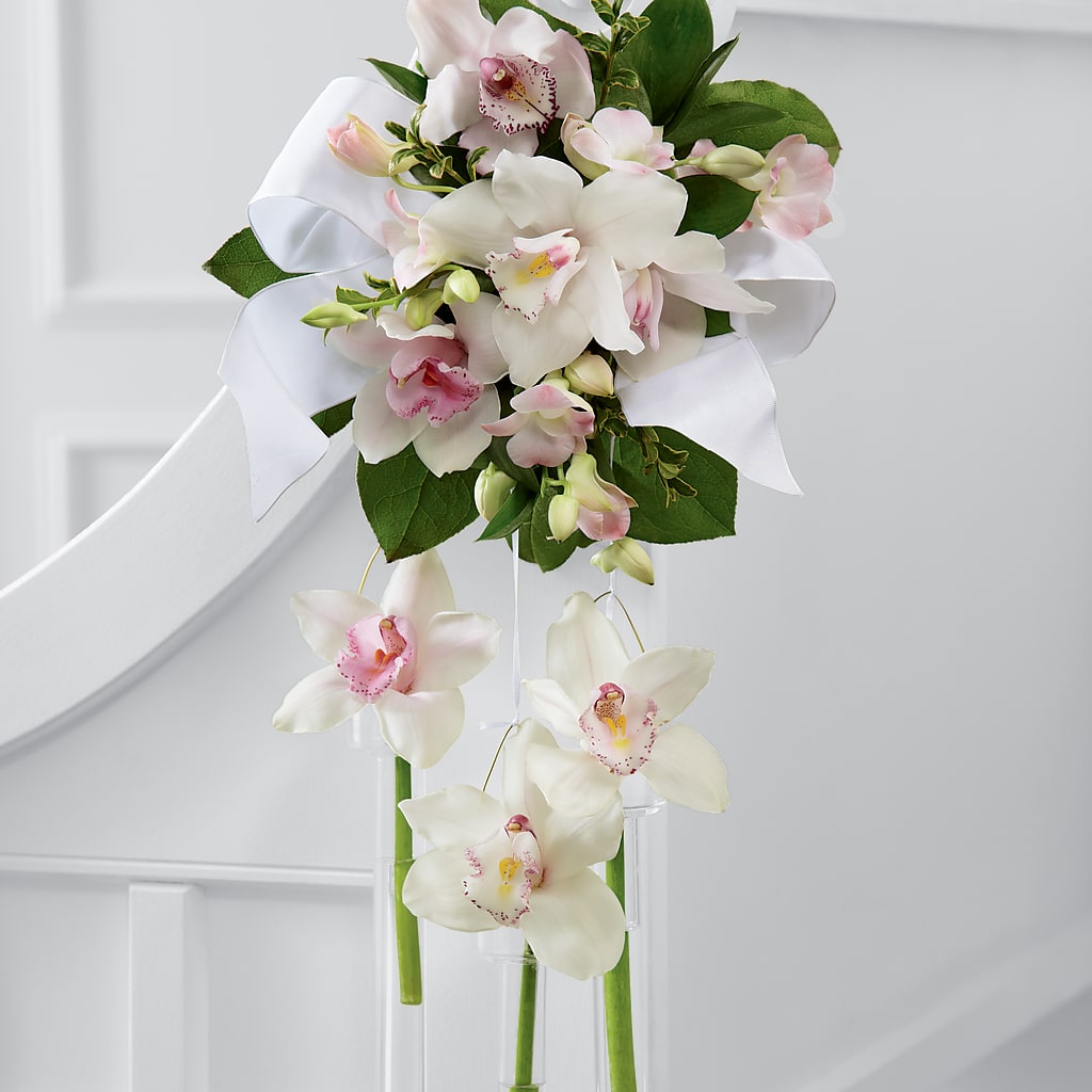 Perfect Entrance Pew Arrangement – ROBIN'S CORNER FLOWER SHOP, Taunton MA