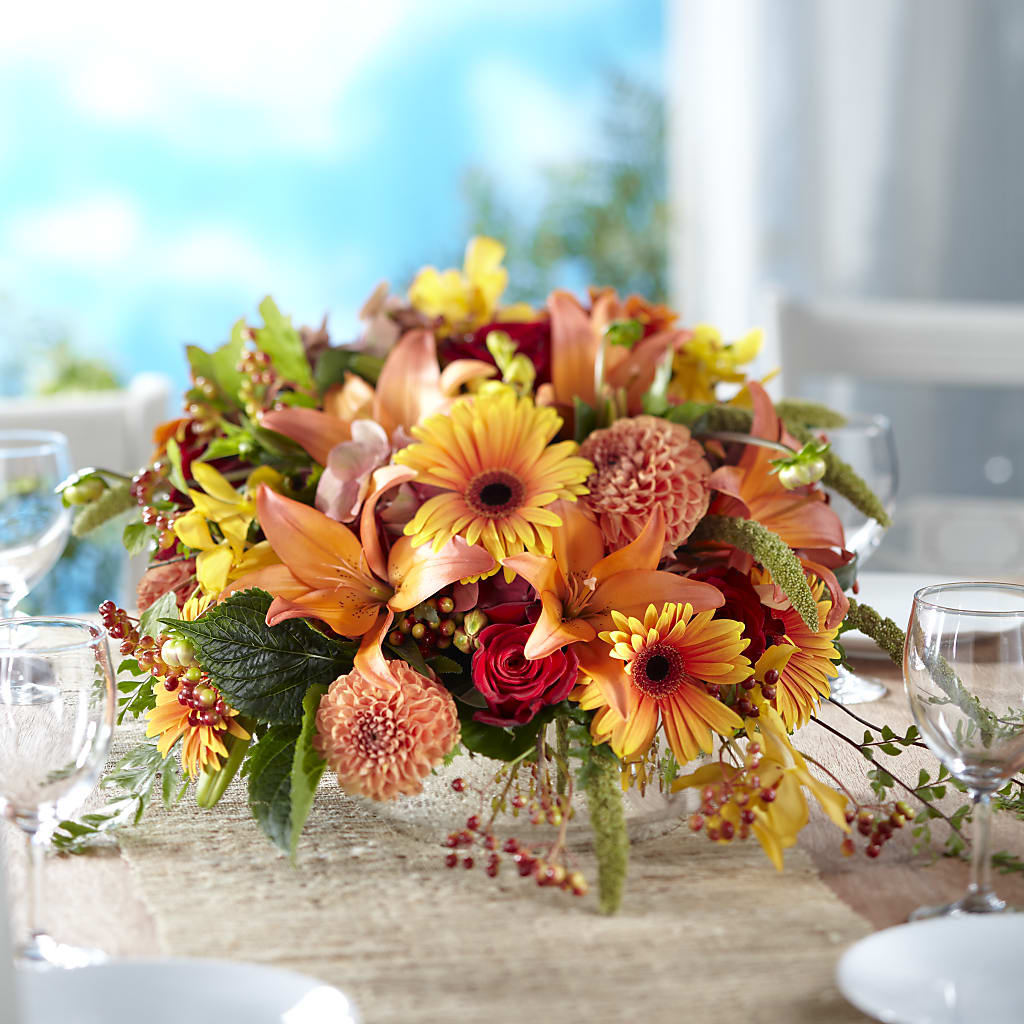 One and Only Centerpiece – ROBIN'S CORNER FLOWER SHOP, Taunton MA