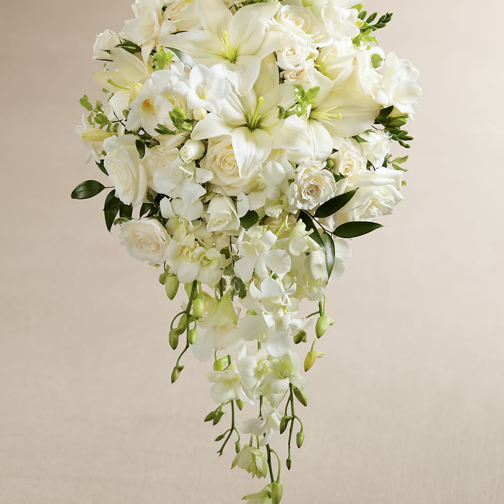 White Wonders Bouquet – ROBIN'S CORNER FLOWER SHOP, Taunton MA
