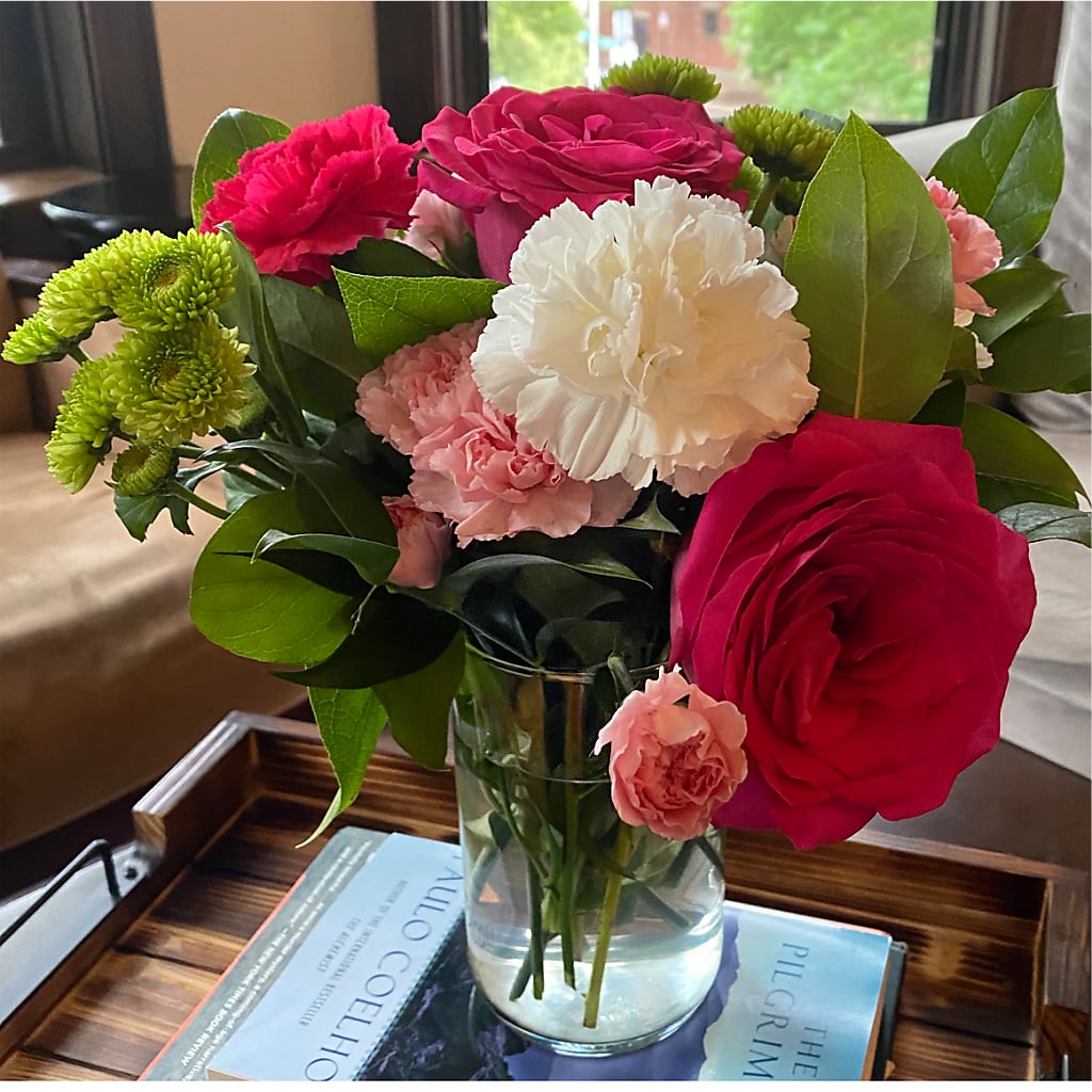 Sweet & Pretty Bouquet – ROBIN'S CORNER FLOWER SHOP, Taunton MA
