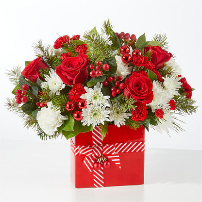 Presents Under the Tree Bouquet – ROBIN'S CORNER FLOWER SHOP, Taunton MA
