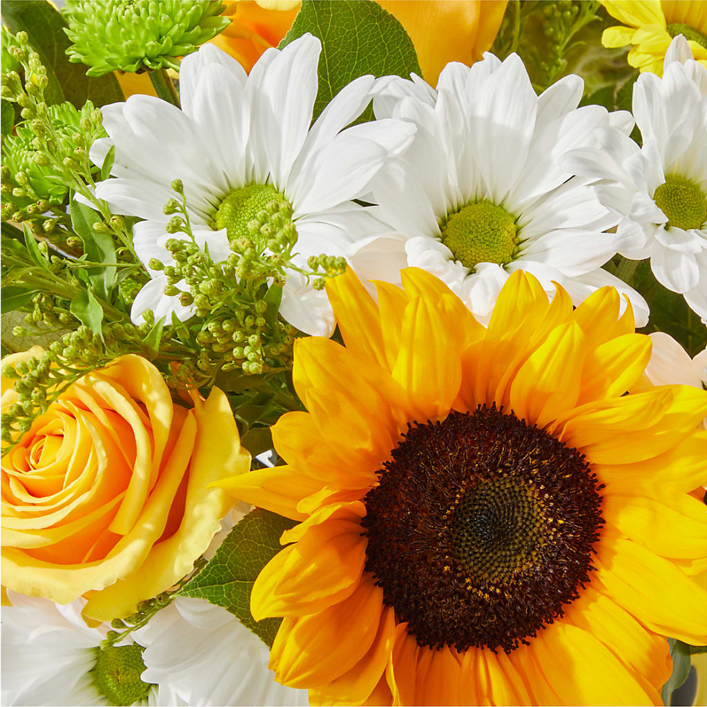 Be Happy Bouquet – ROBIN'S CORNER FLOWER SHOP, Taunton MA