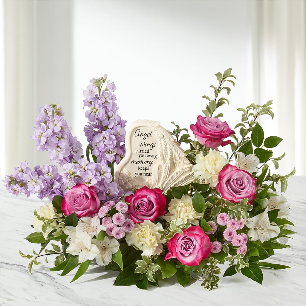 In My Heart Arrangement – ROBIN'S CORNER FLOWER SHOP, Taunton MA