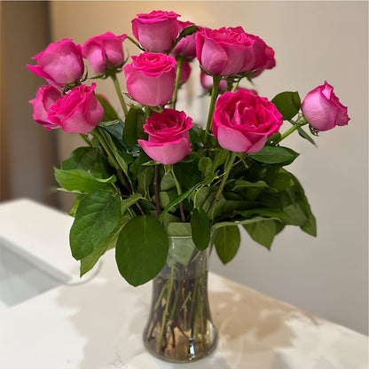 Long Stem Pink Rose Bouquet – ROBIN'S CORNER FLOWER SHOP, Taunton MA