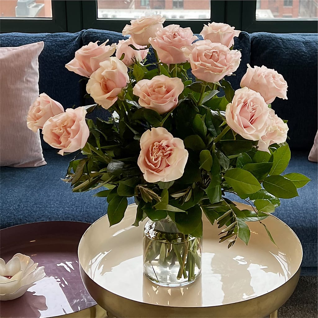 Long Stem Pink Rose Bouquet – ROBIN'S CORNER FLOWER SHOP, Taunton MA