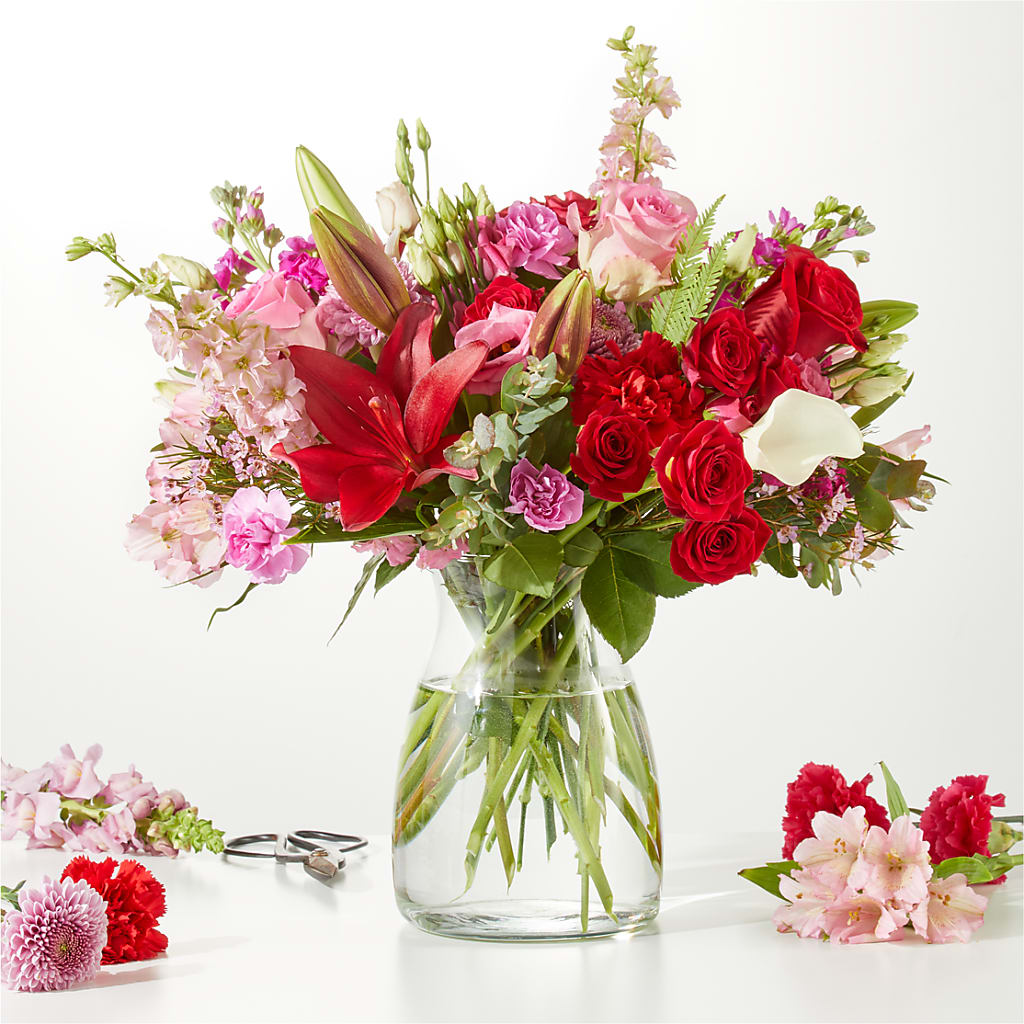 Together Forever - A Florist Original – ROBIN'S CORNER FLOWER SHOP, Taunton MA