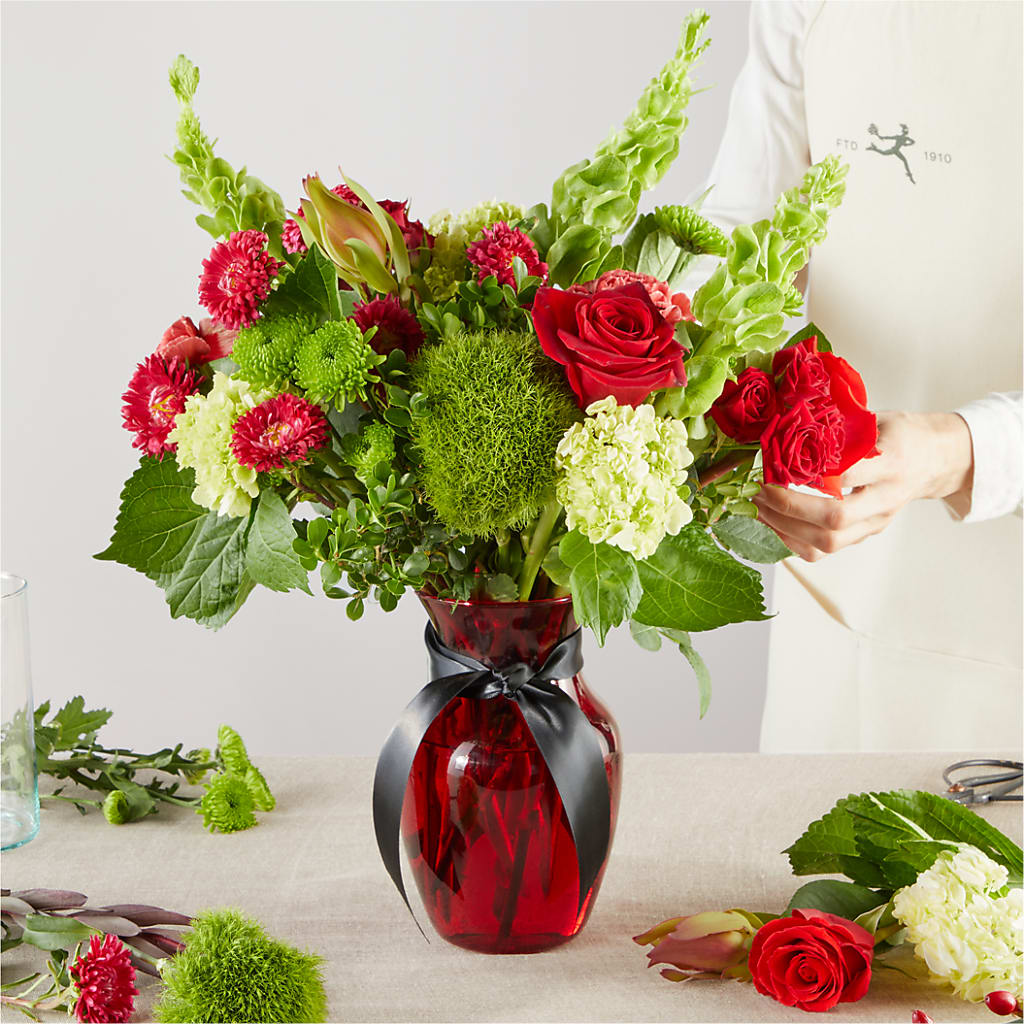 Heritage Kindle – A Florist Original – ROBIN'S CORNER FLOWER SHOP, Taunton MA