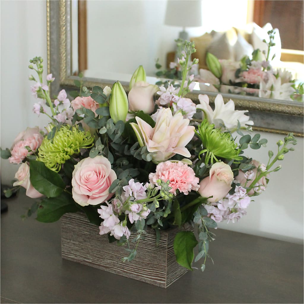 Beautiful Spirit Basket – ROBIN'S CORNER FLOWER SHOP, Taunton MA