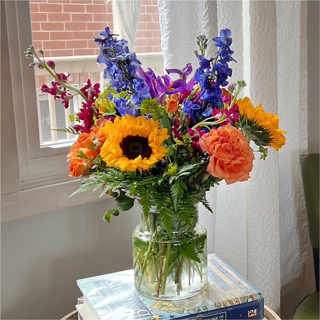 Rays of Life Bouquet – ROBIN'S CORNER FLOWER SHOP, Taunton MA