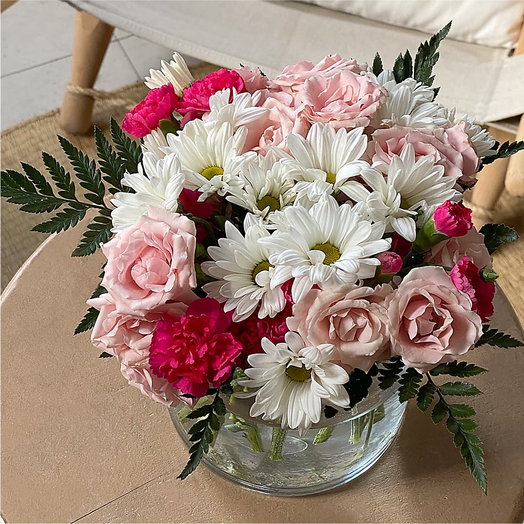 Sweet Surprises® Bouquet – ROBIN'S CORNER FLOWER SHOP, Taunton MA