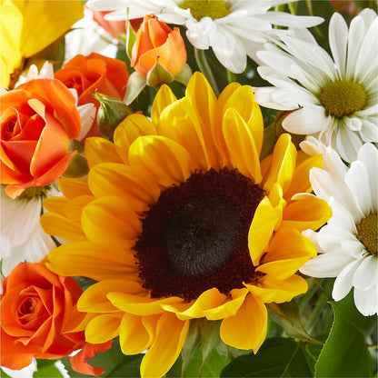 Sun-drenched Blooms Bouquet – ROBIN'S CORNER FLOWER SHOP, Taunton MA
