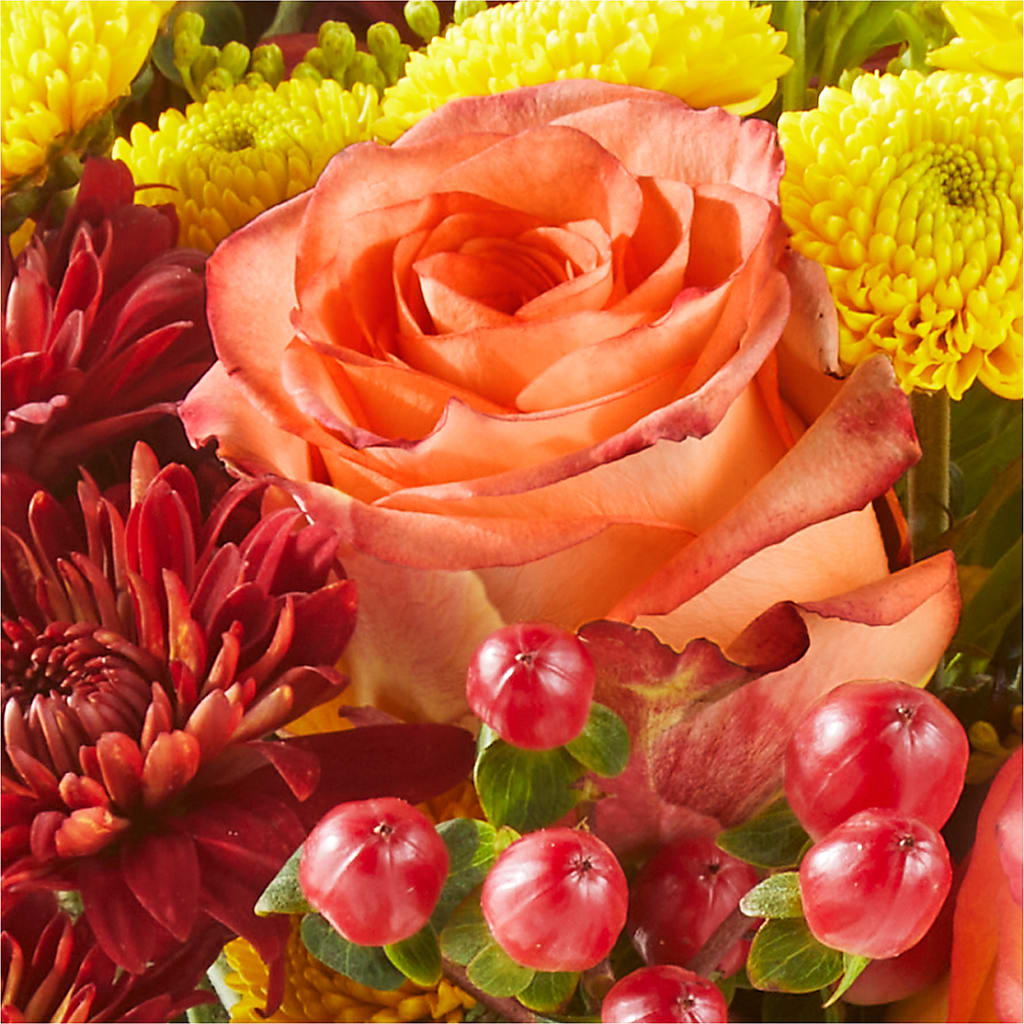 Apple Picking Bouquet – ROBIN'S CORNER FLOWER SHOP, Taunton MA