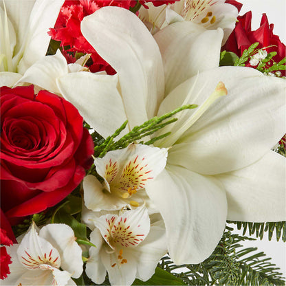 Holiday Season Bouquet – ROBIN'S CORNER FLOWER SHOP, Taunton MA