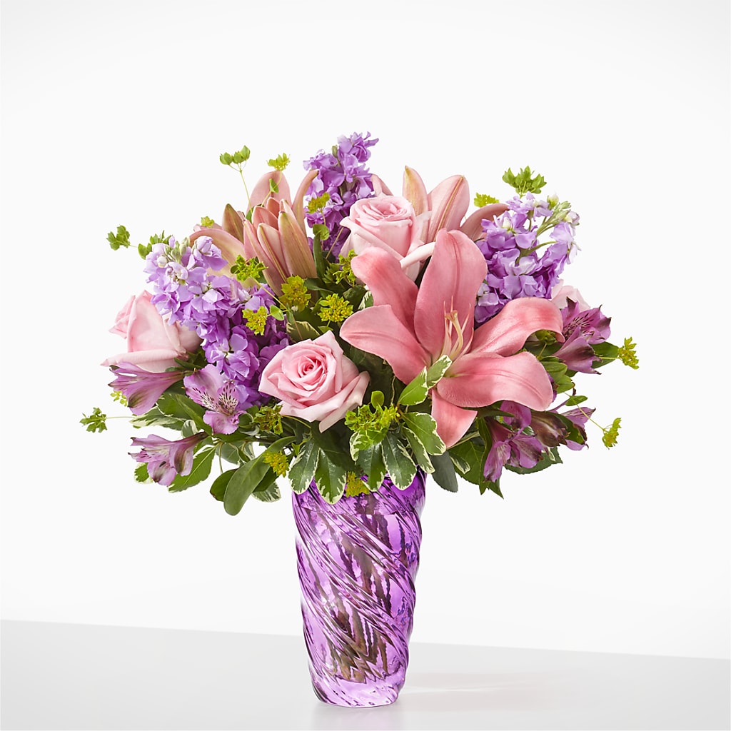 Precious Petals Bouquet with Luxe Swirl Vase – ROBIN'S CORNER FLOWER SHOP, Taunton MA