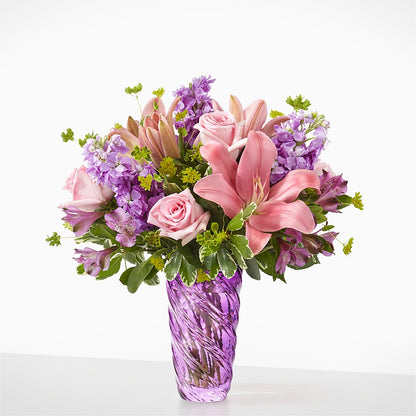 Precious Petals Bouquet with Luxe Swirl Vase – ROBIN'S CORNER FLOWER SHOP, Taunton MA