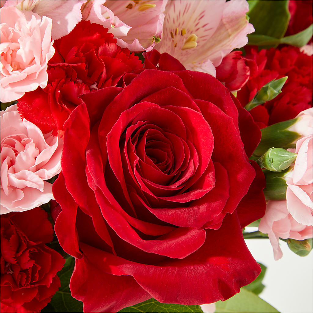 Candy Kisses Bouquet – ROBIN'S CORNER FLOWER SHOP, Taunton MA