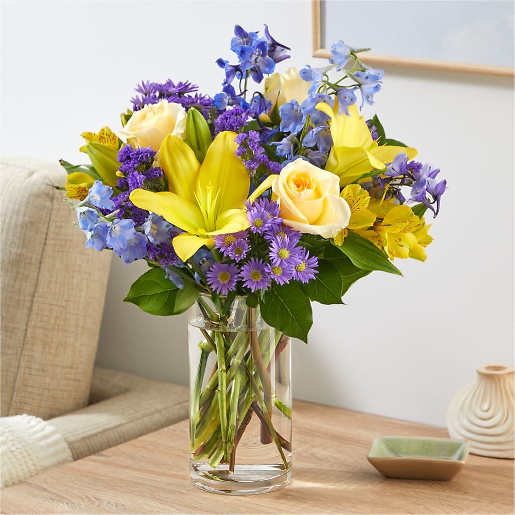 Limoncello Bouquet – ROBIN'S CORNER FLOWER SHOP, Taunton MA