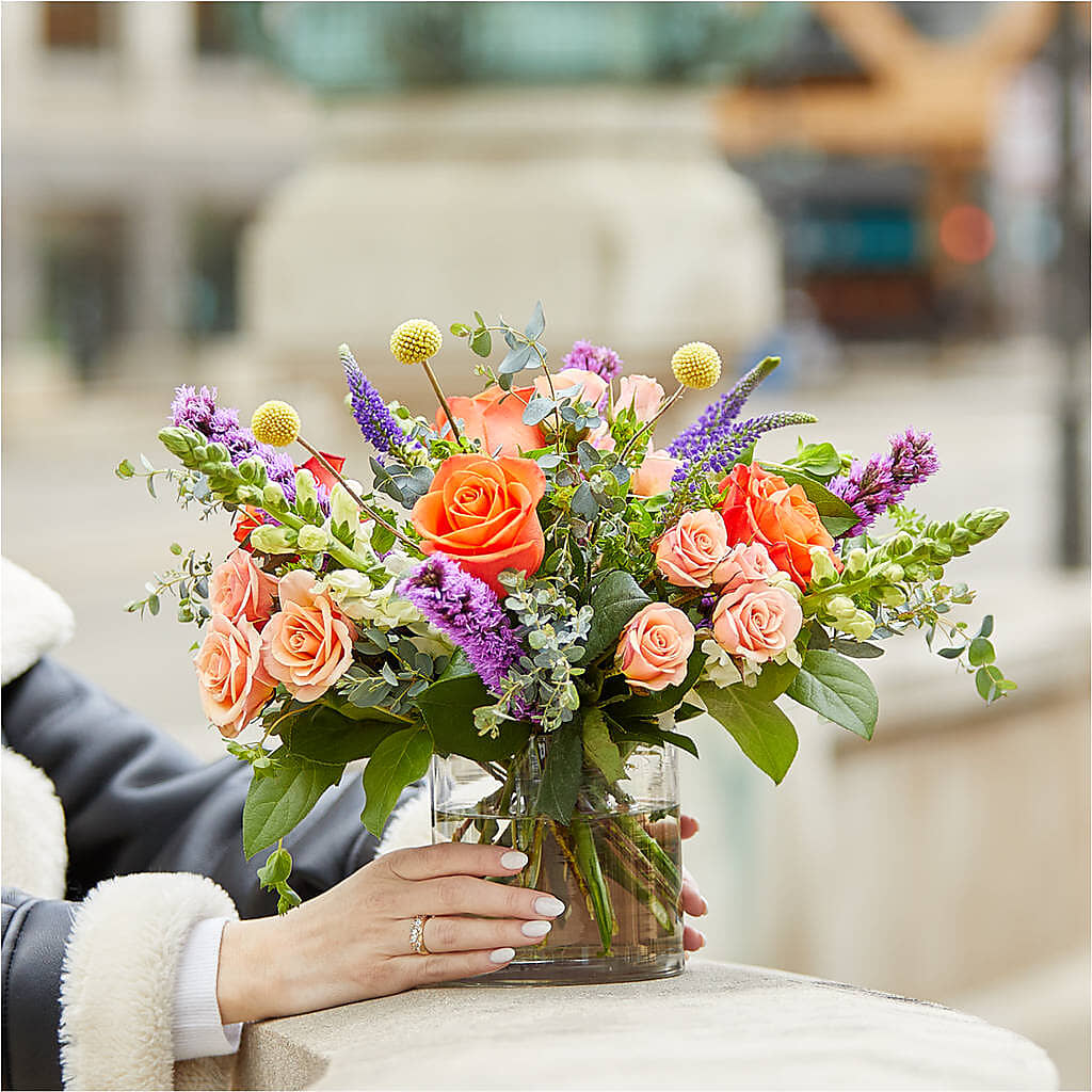 The Standout Bouquet – ROBIN'S CORNER FLOWER SHOP, Taunton MA